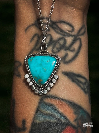 Kingman Hinterland Pendant
