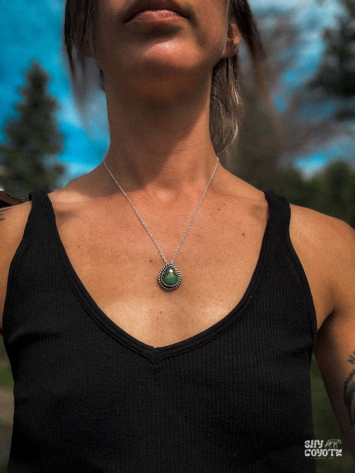 Lasso Pendant NO.1